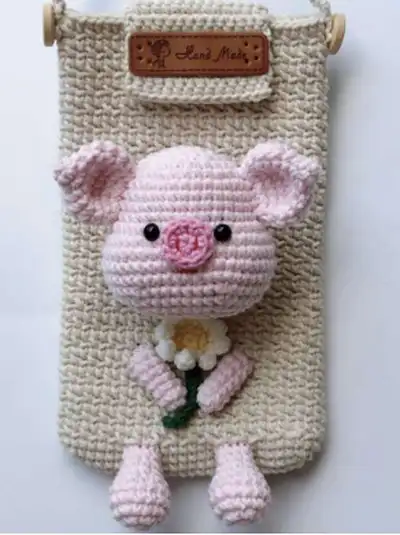 Adorable Pig Phone Pouch Crochet Pattern