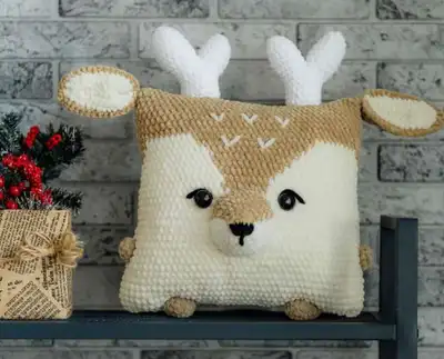 Adorable Pillow Reindeer Crochet Pattern