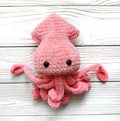 Adorable Squid Amigurumi Pattern