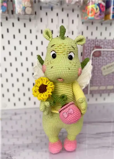 Gretta the Dragon Amigurumi Pattern