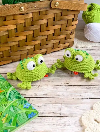 Little Frog Amigurumi Pattern
