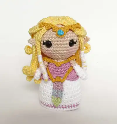 Princess Zelda Amigurumi Pattern