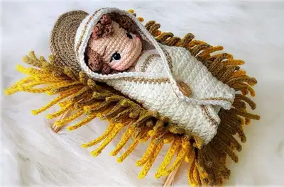 Sweet Handfuls Baby Jesus Amigurumi Pattern